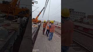 RAILWAY OHE ELECTRIFICATION WORK BOOM ERECTION BY CRANE IN POWER BLOCK IN STATION AREA [upl. by Bove]