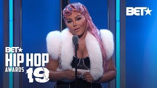 Lil Kim Thanks Family amp Biggie As She Accepts I Am Hip Hop Award  Hip Hop Awards 2019 [upl. by Mona]