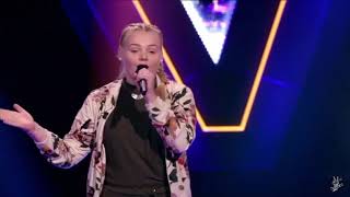 Karlijn  Alone  The Voice Kids 2018  The Blind Auditions [upl. by Ojillek617]