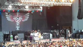 Psycho  Puddle of Mudd Live 2010 [upl. by Meekar]