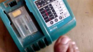 How to change broken makita 18v battery [upl. by Aryn159]