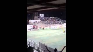 nahd vs crb 2014 اعتداء انصار مولودية و النصرية على انصار شباب بلوزداد في بولوغين [upl. by Nyledaj]