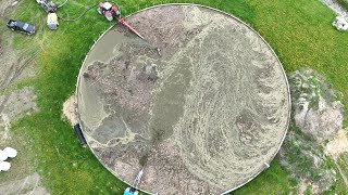 CANADIAN FARMER  PUMP  BEFORE IT OVERFLOWS  5 MILLION litres of MANURE Its right to the TOP [upl. by Yrehcaz]