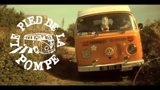 Le Pied De La Pompe  Rue Plein Air Clip [upl. by Lemrahs]