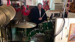 Kid Tries Vintage Super Rare Green Ludwig Vistalite Drum Kit In James Cottons Bath Robe [upl. by Rede]