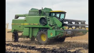 John Deere 7720 combine in mud [upl. by Lossa500]