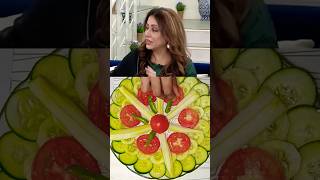 😮Farah Nadeem ne btayi salad 🥗 decorations how to make salad shorts youtubeshorts viralvideo [upl. by Selda390]