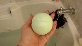 Lush Avobath Bath Bomb [upl. by Mamie]