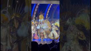 Peter Pan Pantomime The London Palladium Jennifer Saunders Julian Clary holidayswithshorts [upl. by Alemak286]