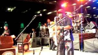 CINCO 2010 mg onstage with WAR singing cinco de mayo0001wmv [upl. by Yraeg]