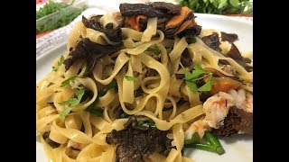 Ricette da Sballo Tagliatelle Funghi Vongole Cozze e Salicornia [upl. by Gard136]