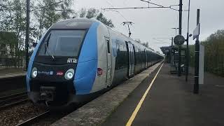 Spot en gare dOzoir la Ferrière  TER TRANSILIEN P RER E [upl. by Herzel316]