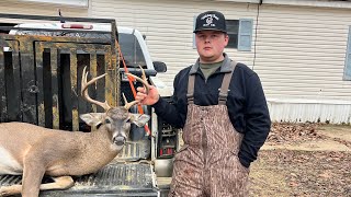 Late season Mississippi buck [upl. by Naraa241]