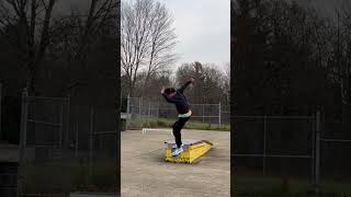 Ollie skate skateboard skateboarding skateboardingisfun skatelife skater [upl. by Colis624]