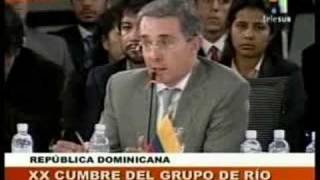 Uribe le habla a Correa [upl. by Yehsa]