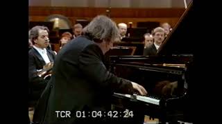 Grigory Sokolov plays Chopin Etude Op25 No12 in C minor quotOceanquot  Video 1987 [upl. by Haletta574]