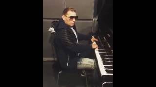 Scott Storch Playing Some Of His Mega hits On The Piano [upl. by Aseyt]