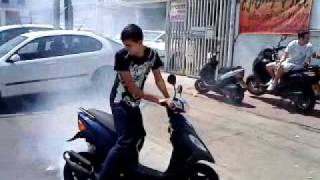 pure vanil  burnout whit the sym super pure Monster Energy DD\dio 100cc [upl. by Guinevere]