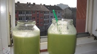 Mein No 1 Frühstück für CarbundancerInnen  Grüner Bananensmoothie Und der Tag ist gegessen [upl. by Maroj82]