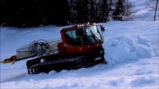 Pistenbully 400 beim Schneeschieben Teil 1 [upl. by Grindle]