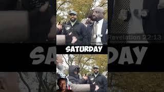 SPEAKERS CORNER  CHRISTIAN REFUSES TO DEBATE MUSLIM speakerscorner speakerscorner [upl. by Stanwinn70]