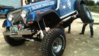 JEEP RENEGADE CJ7 a molle PROVA TWIST da dietro [upl. by Aiuqat]