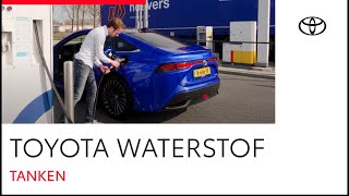 Toyota waterstof – Zo werkt het tanken [upl. by Eirovi]