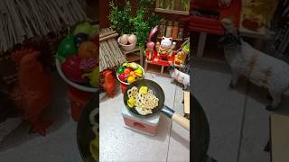 Chips 🍅Chops🍅🍓🍅🍓 shorts ytshorts dollhouse [upl. by Steinberg]