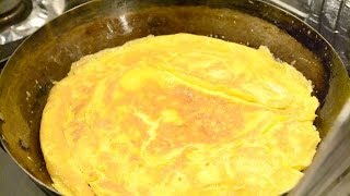 卵焼きの焼き方 How to make fried eggs [upl. by Brandise994]