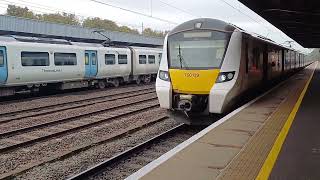 Hitchin Railway Station Train 26 Oct 2024 [upl. by Irpak]