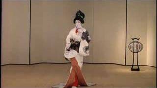 tamasaburo kabuki dance [upl. by Crooks980]