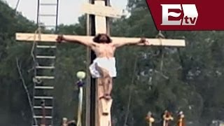 Muere crucificado Jesús de Nazareth en Iztapalapa  Titulares de la Tarde [upl. by Nihhi888]