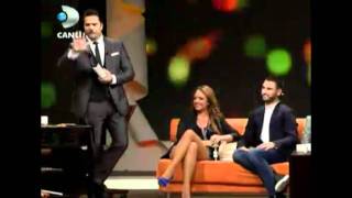 Ell amp Nikki  Beyaz Show 10062011 part 2 [upl. by Coppock20]