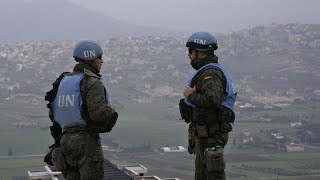 Libano Israele attacca ancora la base Unifil feriti due peacekeeper [upl. by Theodora]