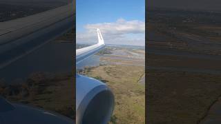 Ryanair B737 landing at Faro Airport aviation ryanair [upl. by Cartie]