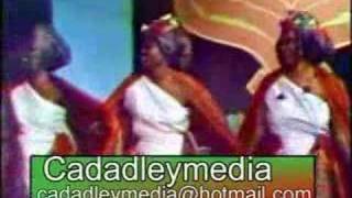 Somali Song Shumeey  Aweys Khamees amp Fatima Qasim [upl. by Jarred605]