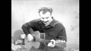 Georges Brassens  Les amoureux des bancs publics Officiel Live Version [upl. by Ymerej]