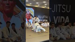 Malvino Salvador raspa e finaliza no JiuJitsu em festa da Gracie Kore no Rio [upl. by Sunshine]