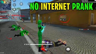 NO INTERNET PRANK WITH GREEN CRIMINAL  GARENA FREE FIRE [upl. by Kostman]