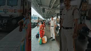 Railway station pr bhut bheed ho rhi h Diwali special diwali youtube shorts [upl. by Ahsienauq]