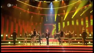 Hape Kerkeling  SchlagerMedley  live im deutschen TV  17042014 [upl. by Ciel]