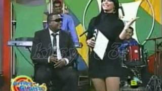 Nikauly de la Mota entrevista a Luis Miguel [upl. by Gitel275]