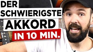 Gitarre lernen  Der schwierigste Gitarrenakkord für Anfänger  EINFACH amp auf Deutsch [upl. by Tertius]