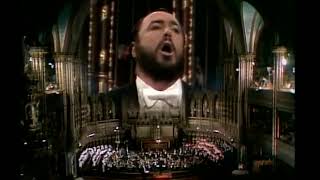 Adeste Fideles  Luciano Pavarotti lyrics English  Latin [upl. by Ggerk]