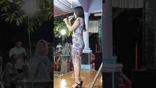 LESTARI  Isti Andaresta  New KANSAS vlog [upl. by Nelehyram319]