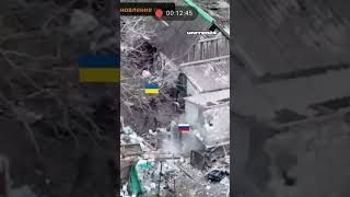 Close Combat Ukrainian Fighter Against Two Russian Soldiers Two POWs were Captured Master Class [upl. by Wasserman811]