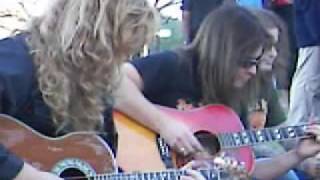 MEGADETH Acoustic Live Shewolf Argentina Plaza Francia Buenos Aires October 08 2005 [upl. by Ater819]