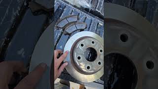 2006 GMC Sierra 1500  uneven brake pad wear Rotors were too small automobile gmc mechanic [upl. by Nadine]