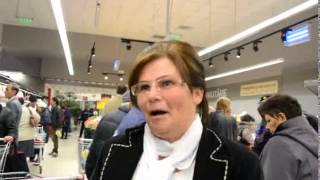 Alba24 Video Tatiana deschidere supermarket Carrefour Alba Mall [upl. by Damarra]