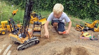 BRUDER TOYs Tunnel LONG PLAY ♦ BRUDER Truck recovery in Jacks bworld CONSTRUCTION [upl. by Perot]